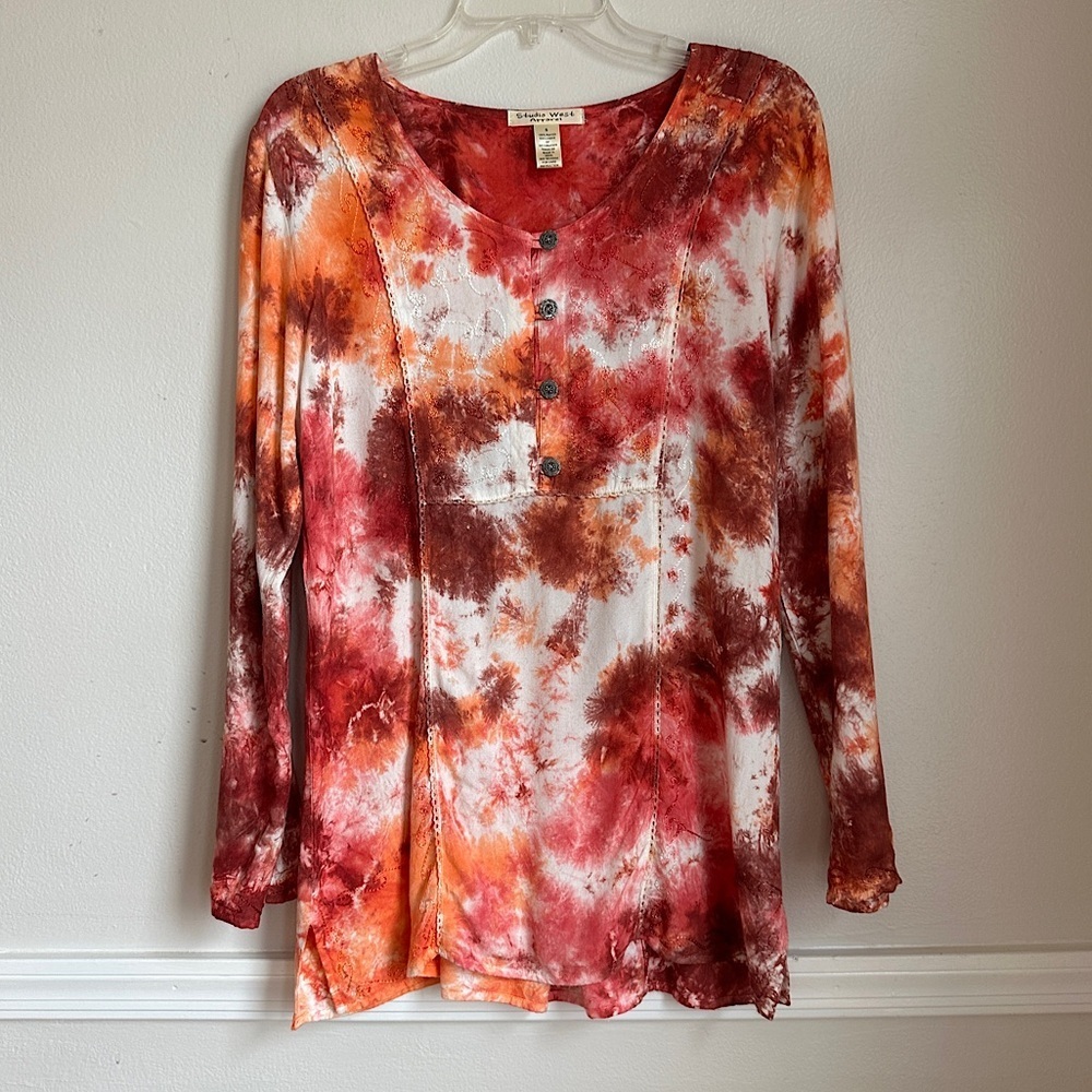 3/$20💥 Studio West Apparel‎ Women's Tie-Dye Long Sleeve Top Boho Embroidered